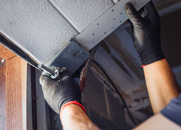 Reliable Garage Door Panel Replacement contractor in New Palestine, IN by Garage Doors Repair Pro
